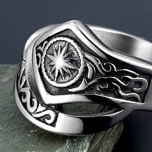 Miesten sormus 316L ruostumattomasta teräksestä pohjoismaisella tähtisymbolilla