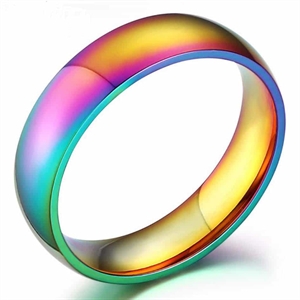 LGBT-sormus - upea värileikki teräksessä