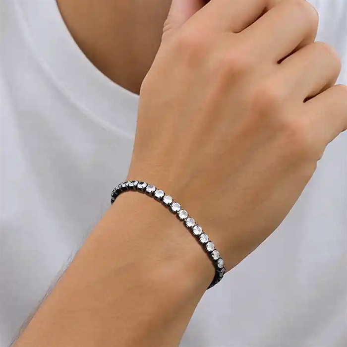 miesten rannekoru mustassa narussa kirkkailla CZ kivillä – täydellinen yhdessä muiden rannekorujen kanssa