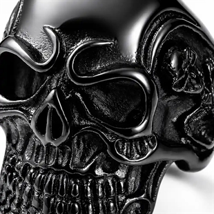 Obsidia Skull Ring – Musta miesten terässormus